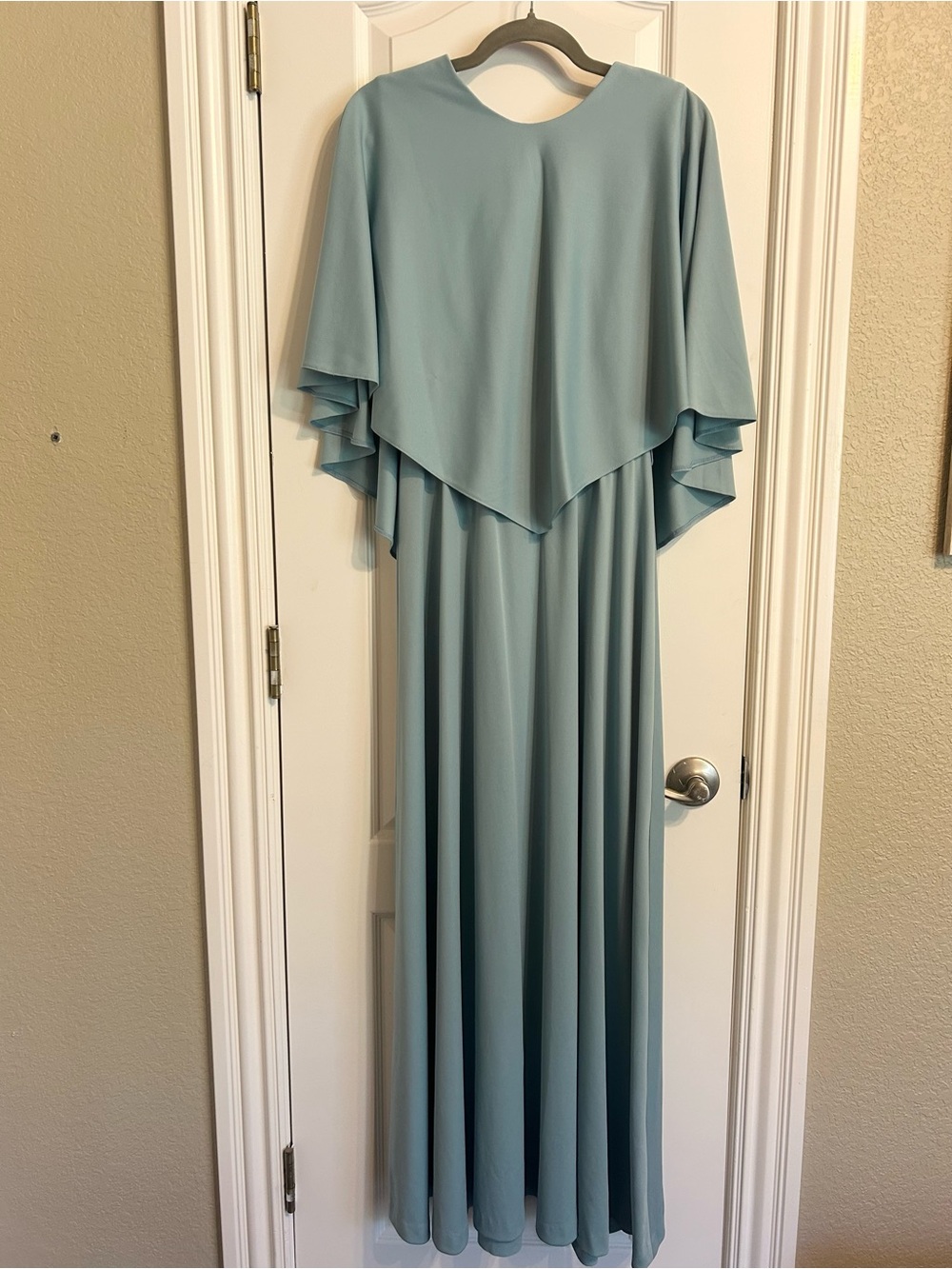 Elegant 70s Women's Light Blue Layered Maxi Dress